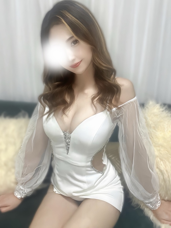 葉月 しおり